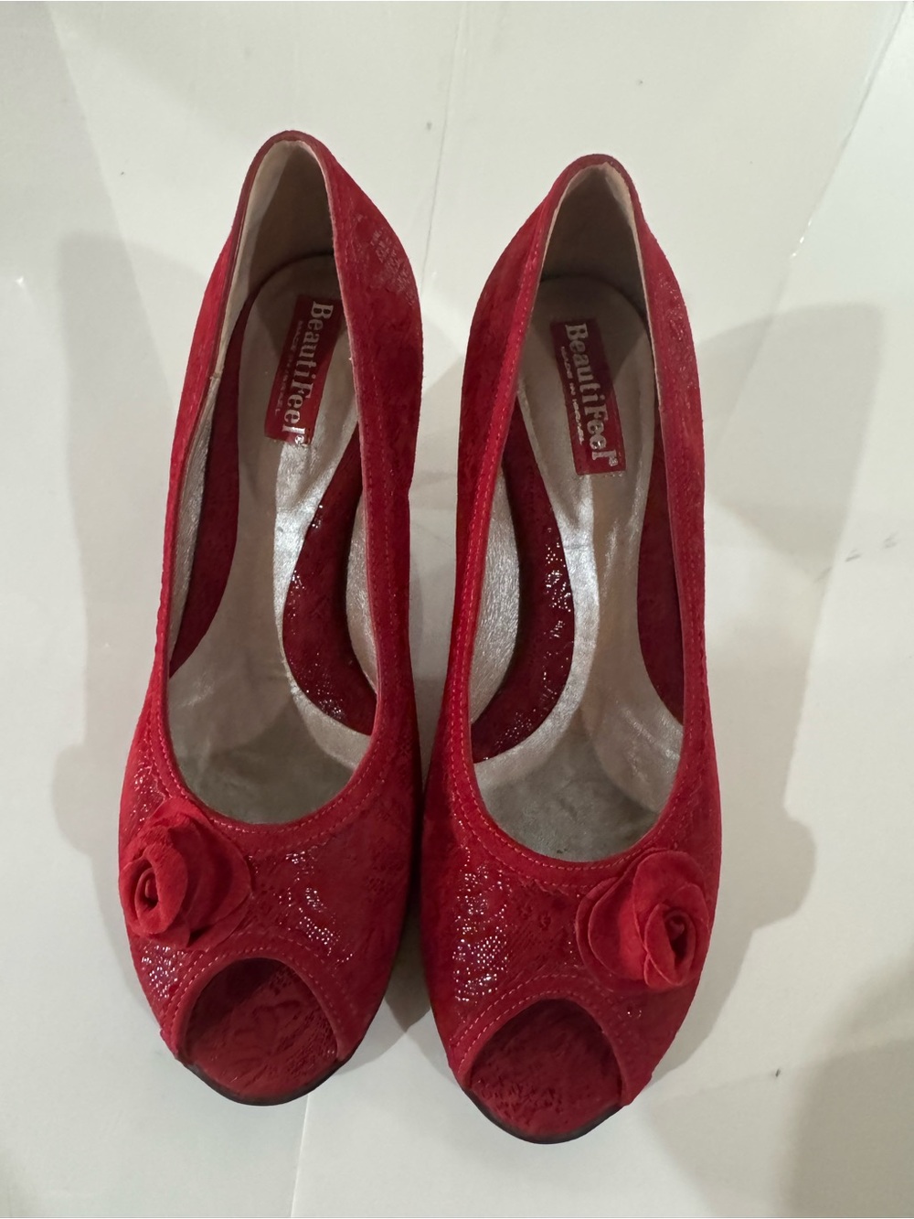 BeautiFeel Red Peep-Toe Pumps with Rosette Detail Size 40